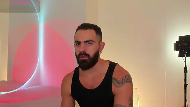 Jotace001 online show from 06-25-26, 10:53