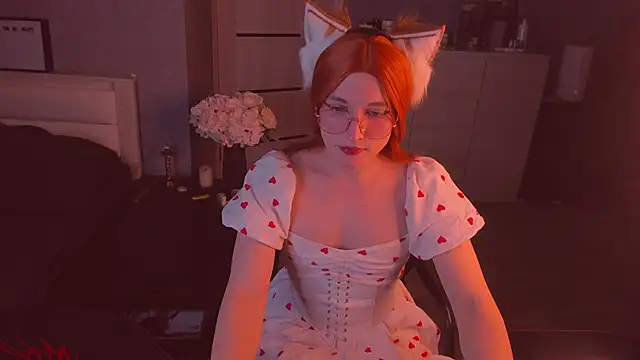 foxy jpg online show from 11-08-25, 10:24