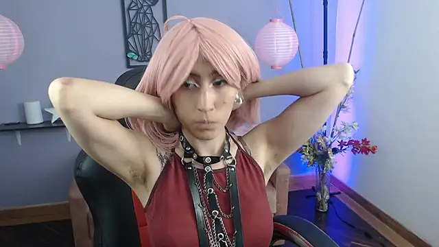Snapshot of miss_moonlight chatting on 02-17-25, 09:00 miss moonlight online show from 02-17-25, 09:00
