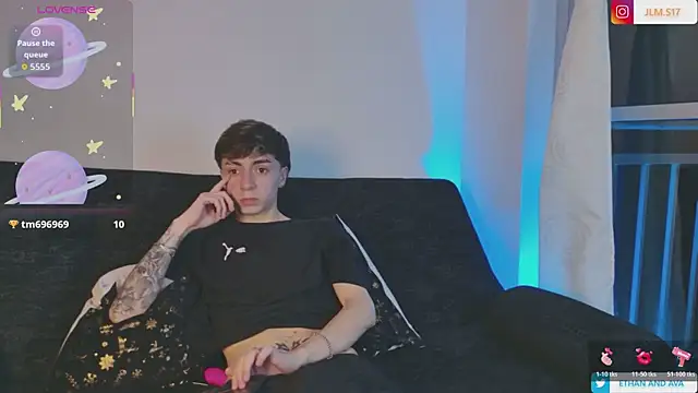 Snapshot of ethan_and_ava chatting on 01-19-26, 02:37 ethan and ava online show from 01-19-26, 02:37