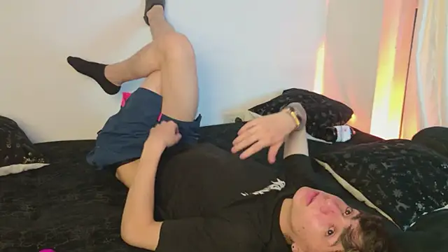 ethan and ava online show from 03-07-26, 02:40