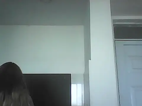 VittoriaTaylor online show from 10-30-25, 06:16