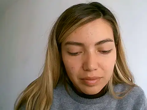 VittoriaTaylor online show from 06-22-26, 03:53