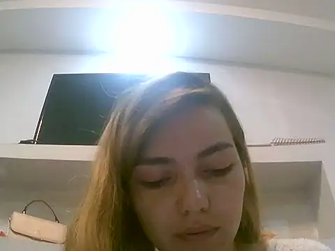 VittoriaTaylor online show from 02-10-26, 12:59