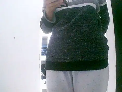 VittoriaTaylor online show from 02-17-26, 05:43