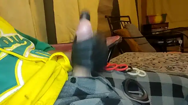 bwcbeat83 online show from 10-28-25, 06:56