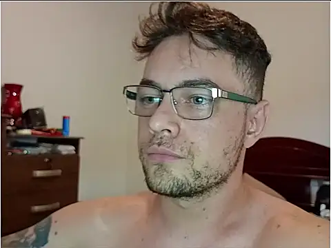 Dyllan   online show from 04-15-26, 06:12