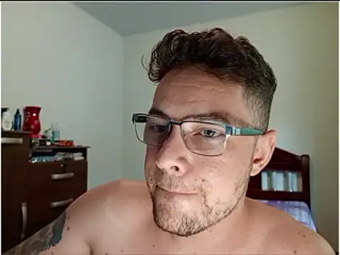 Dyllan   online show from 04-13-26, 03:49