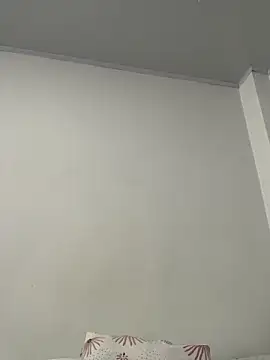 Bella still online show from 02-17-26, 01:19