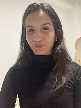 Bella still online show from 12-03-25, 01:06