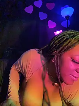 Snapshot of xoxoHotCoCo chatting on 02-22-26, 07:22 xoxoHotCoCo online show from 02-22-26, 07:22