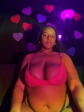 Snapshot of xoxoHotCoCo chatting on 02-14-26, 12:27 xoxoHotCoCo online show from 02-14-26, 12:27