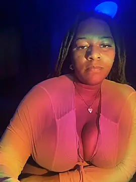 Snapshot of xoxoHotCoCo chatting on 03-20-26, 12:33 xoxoHotCoCo online show from 03-20-26, 12:33