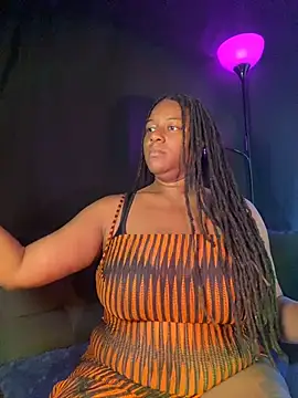 xoxoHotCoCo online show from 06-18-26, 11:59