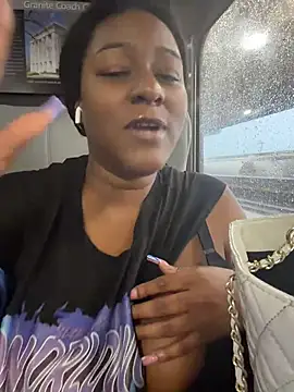 Snapshot of xoxoHotCoCo chatting on 08-02-26, 11:46 xoxoHotCoCo online show from 08-02-26, 11:46