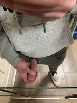 Klaus298 online show from 02-05-26, 03:19