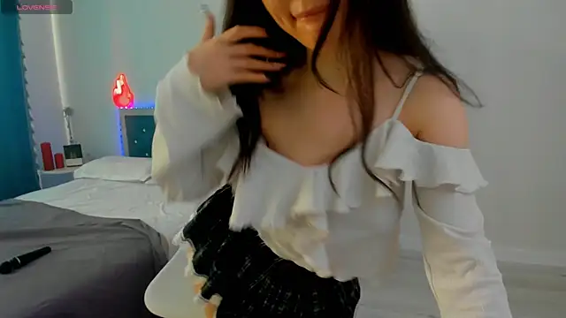 novaaskyy online show from 10-31-25, 10:23