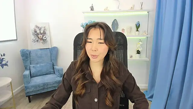 AnnaReyla online show from 10-08-25, 11:34