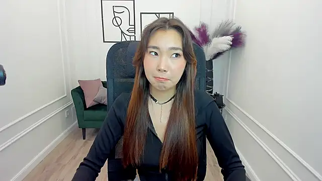 AnnaReyla online show from 11-07-25, 07:18