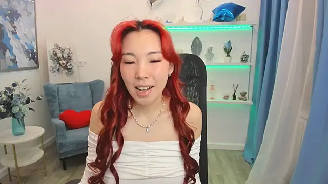 AnnaReyla online show from 04-23-26, 11:27