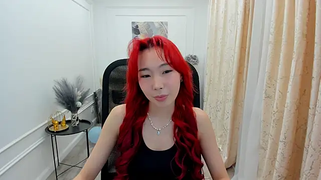 AnnaReyla online show from 06-09-26, 11:11