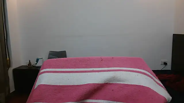 Snapshot of LovelyRosy chatting on 09-25-25, 12:38 LovelyRosy online show from 09-25-25, 12:38