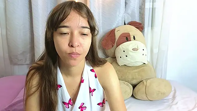 SERAFINA  online show from 10-09-25, 01:11