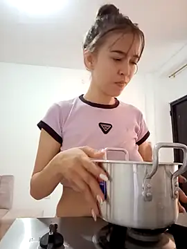 SERAFINA  online show from 09-22-25, 03:07