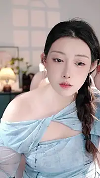 Dou-Dou-er online show from 11-04-25, 11:25