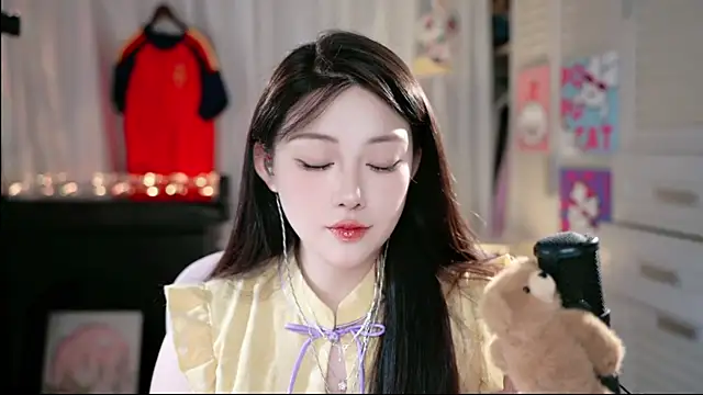 Snapshot of Dou-Dou-er chatting on 07-03-26, 02:51 Dou-Dou-er online show from 07-03-26, 02:51