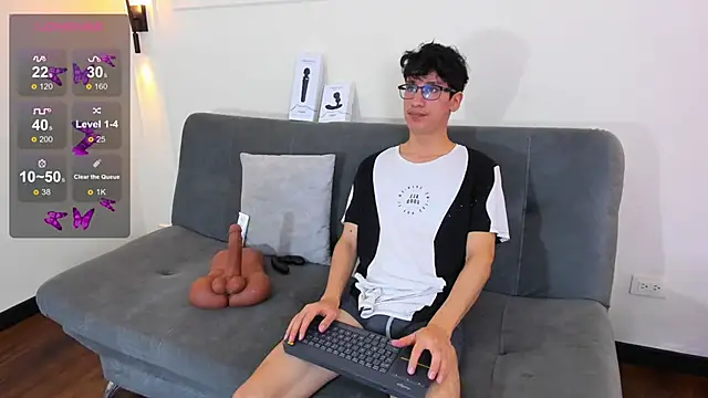 Cum hunters online show from 11-26-25, 03:17