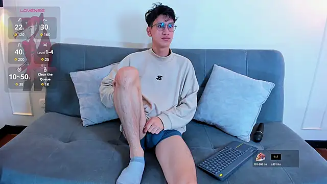 Cum hunters online show from 10-18-25, 04:03