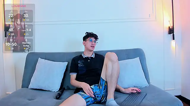 Cum hunters online show from 10-17-25, 03:32