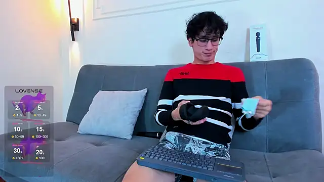 Cum hunters online show from 01-13-26, 03:10