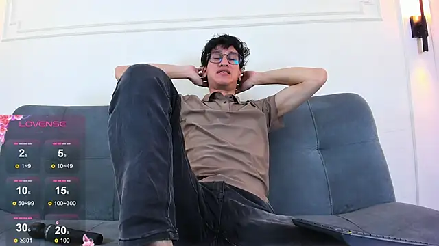 Cum hunters online show from 05-31-26, 03:23