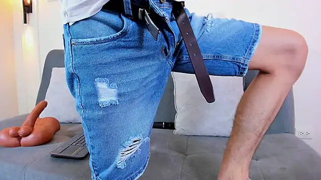 Cum hunters online show from 11-23-25, 03:27