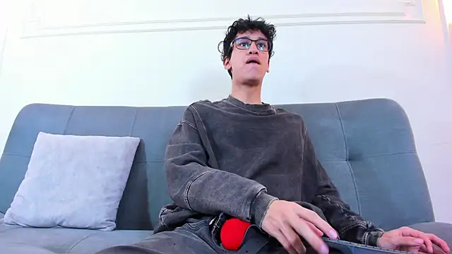 Cum hunters online show from 05-07-26, 03:11
