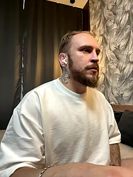  XxX-XxX  online show from 09-18-25, 01:25