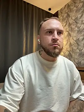  XxX-XxX  online show from 10-07-25, 10:00