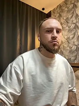  XxX-XxX  online show from 10-06-25, 09:37