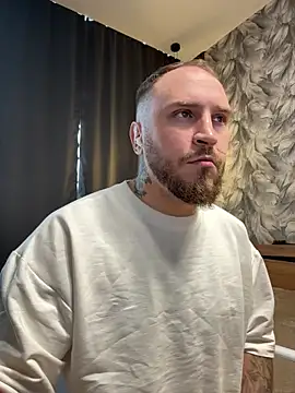  XxX-XxX  online show from 10-31-25, 07:27