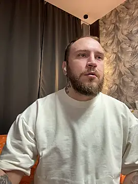 Snapshot of _XxX-XxX_ chatting on 06-21-26, 12:27 XxX-XxX online show from 06-21-26, 12:27
