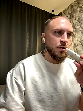  XxX-XxX  online show from 10-04-25, 04:30