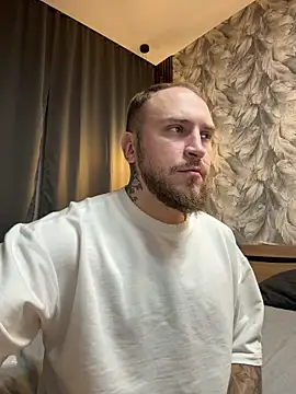  XxX-XxX  online show from 10-18-25, 02:13