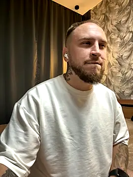  XxX-XxX  online show from 10-05-25, 07:26