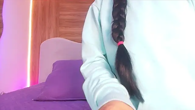 Auroraa miller online show from 03-05-26, 03:14