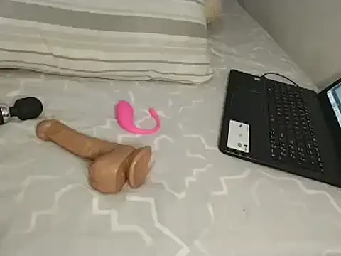 Chandy012 online show from 11-02-25, 01:16