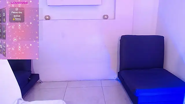 AishaHil online show from 02-13-25, 03:03