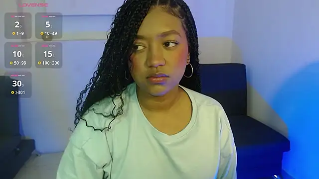 AishaHil online show from 02-13-25, 12:00