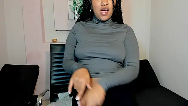 AishaHil online show from 01-24-25, 11:59